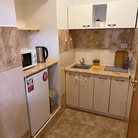 затишна 1-кімнатна в центрі львова *